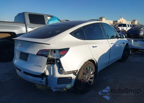 2023 Tesla Model Y Performance Dual Motor All-Wheel Drive z USA, uszkodzony, nr VIN 7SAYGDEFXPF789968
